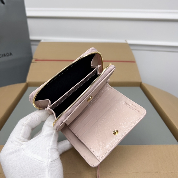 超激安ブランド財布偽物全体デザイン